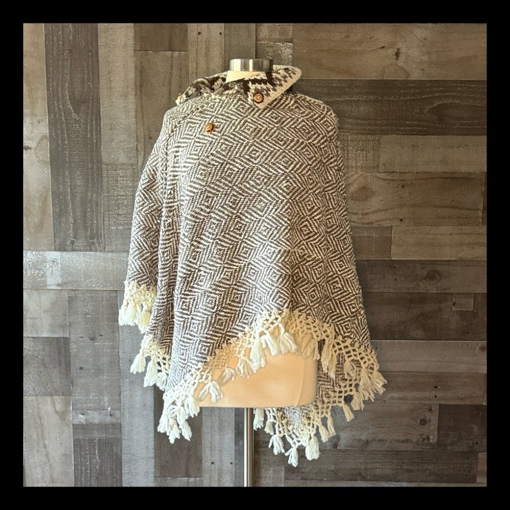 Diamond knit poncho festival boho outdoor hippie beach California granola girl